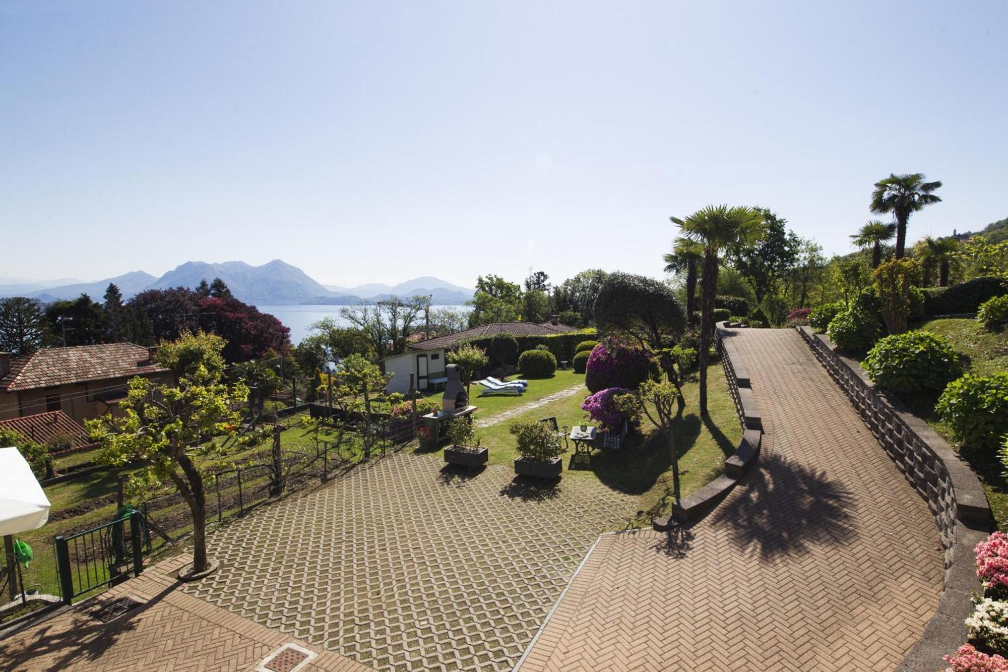 The Cottage On The Lake - Happy Rentals Baveno Dış mekan fotoğraf