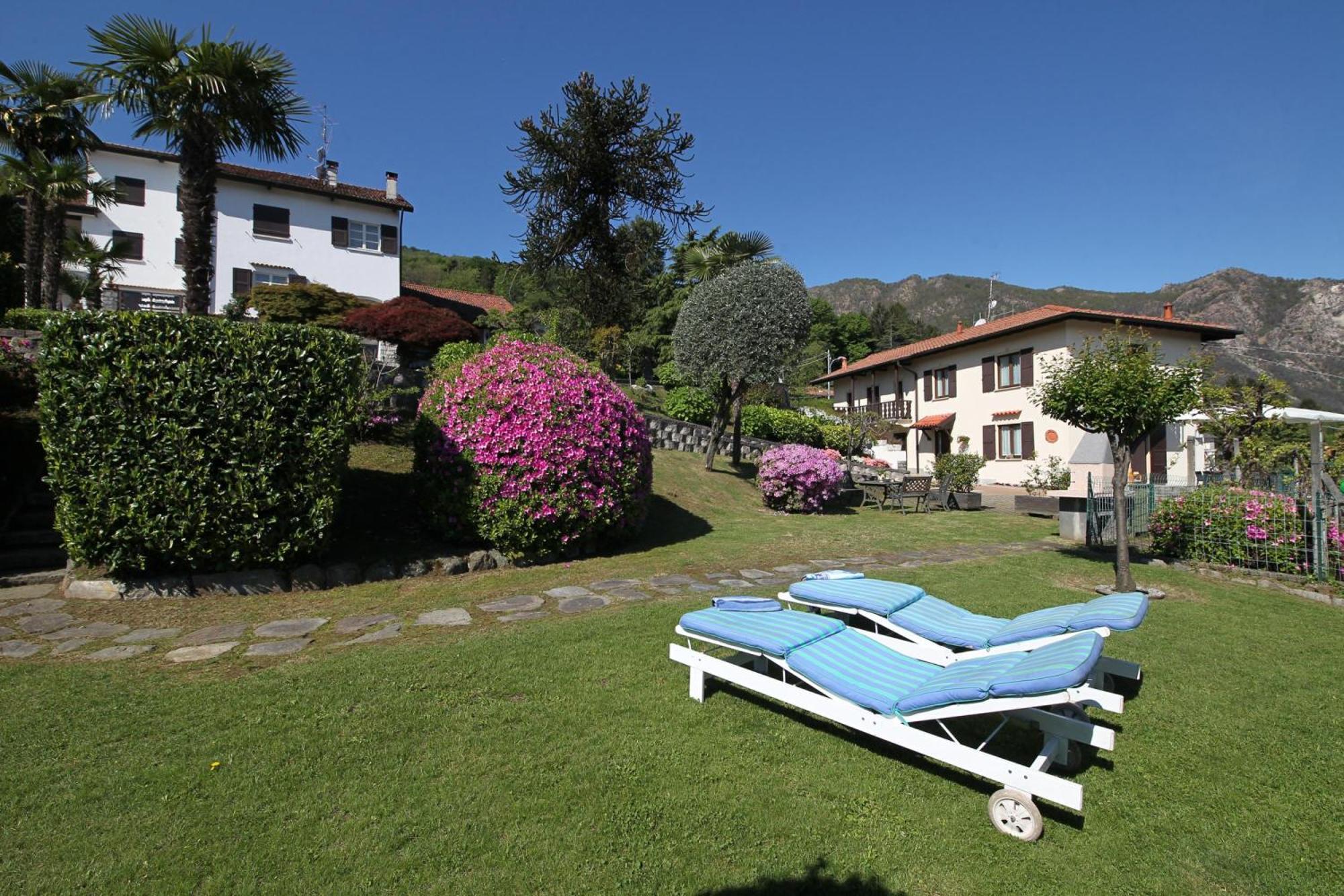 The Cottage On The Lake - Happy Rentals Baveno Dış mekan fotoğraf